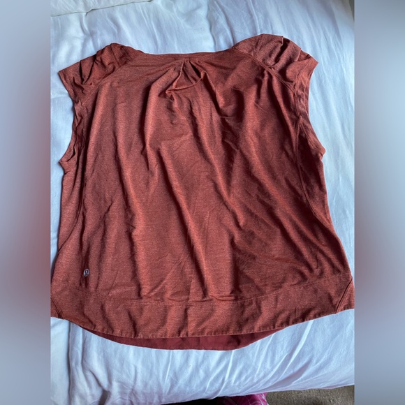 LULULEMON SHIRT - Picture 3 of 4